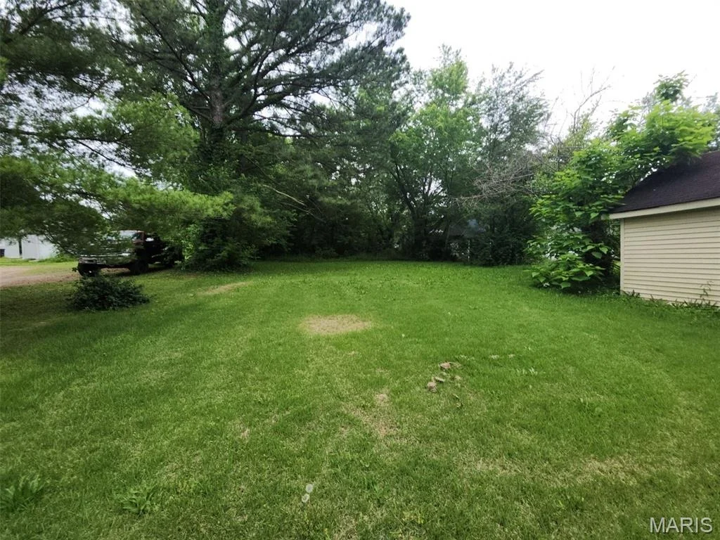 Photo of 600 S Pershing Avenue