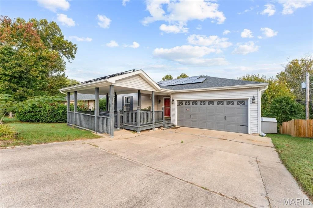 Photo of 2819 Katella Lane