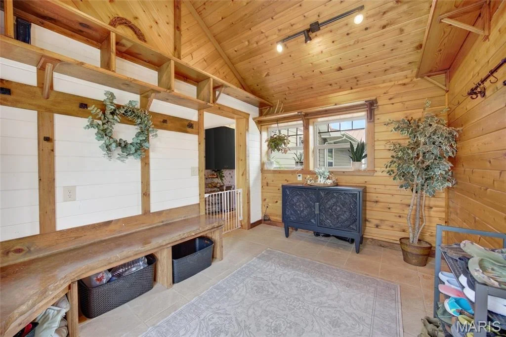 Photo of 2167 Susanna Road