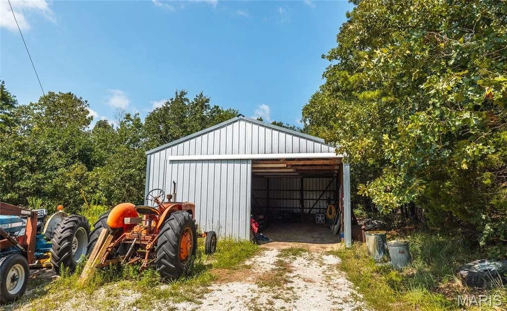 Photo of 425 County Road 6400