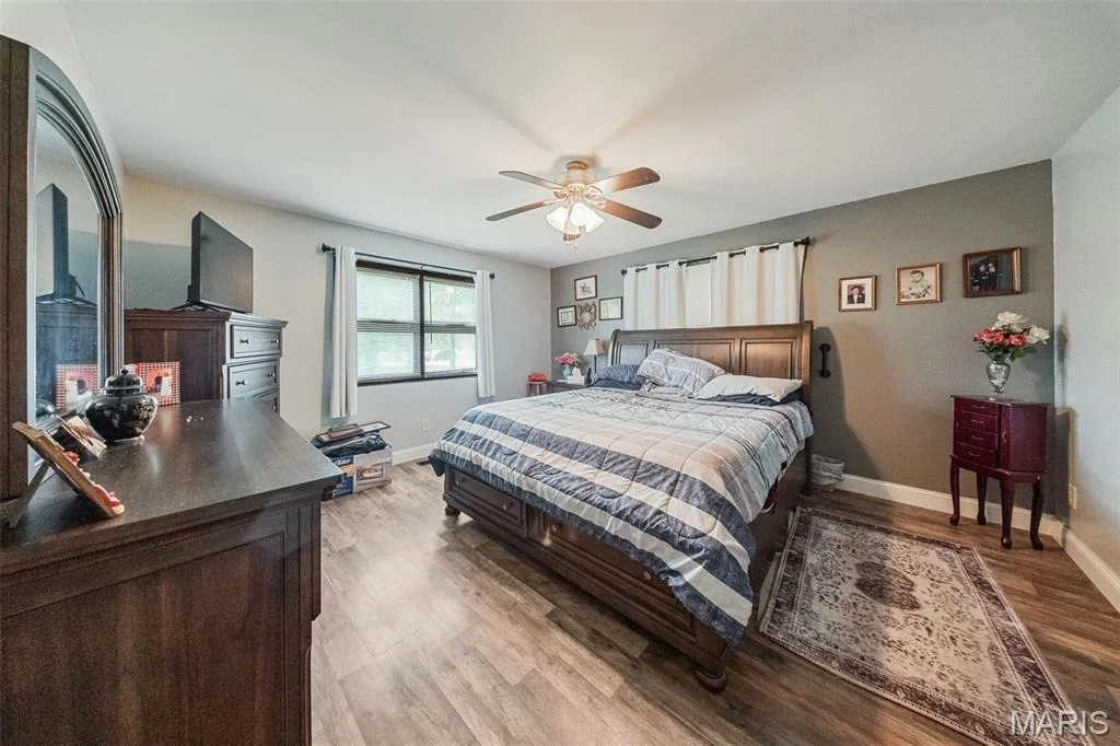 Photo of 435 Forest Lane