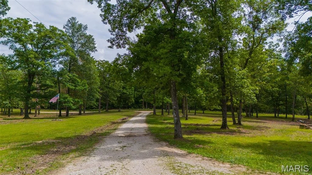Photo of 1657 Dent County Road 2130