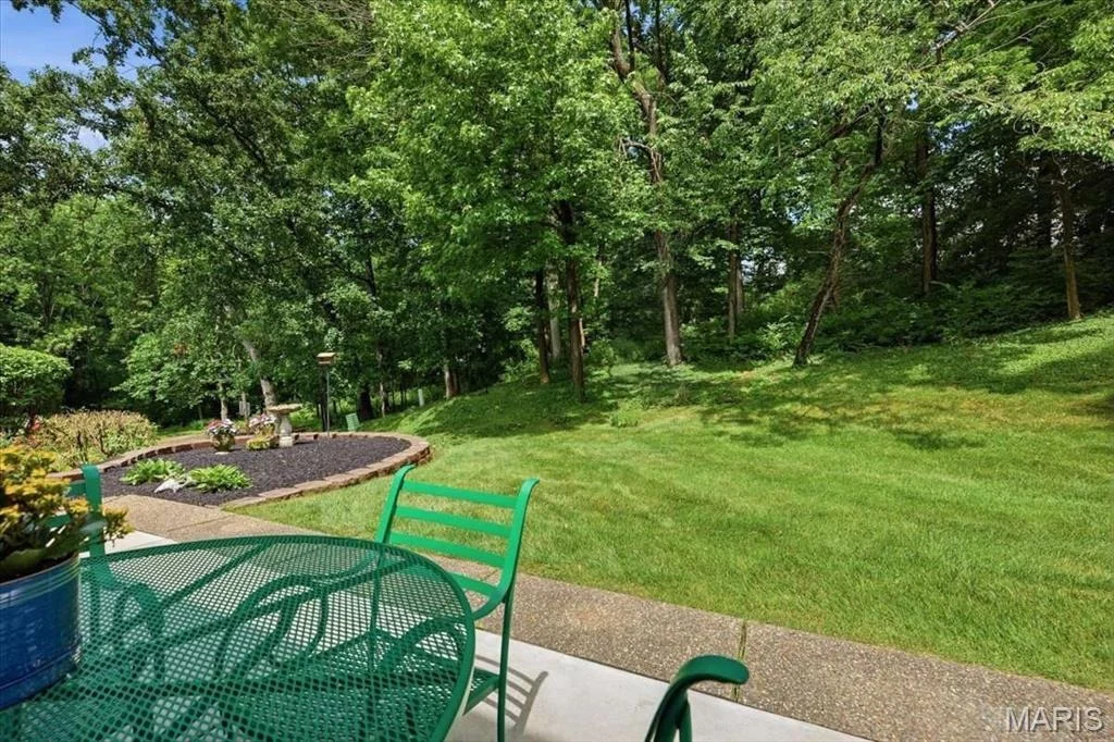Photo of 2108 Cedaroyal Drive