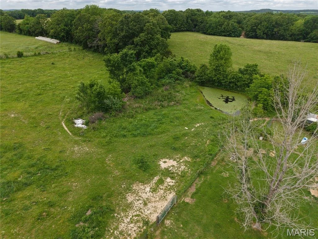 Photo of 40190 Dandelion Road