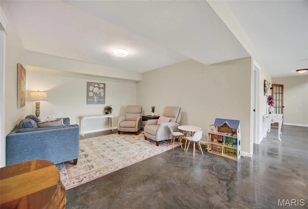 Photo of 2167 Susanna Road