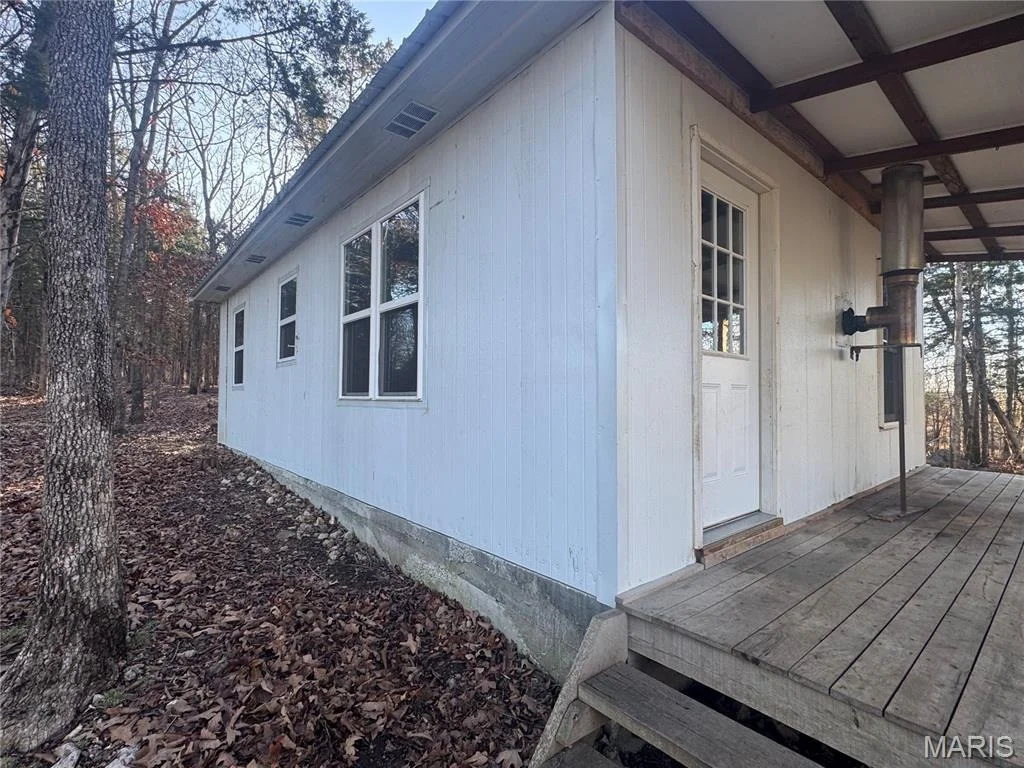 Photo of 42850 Maries Road 638