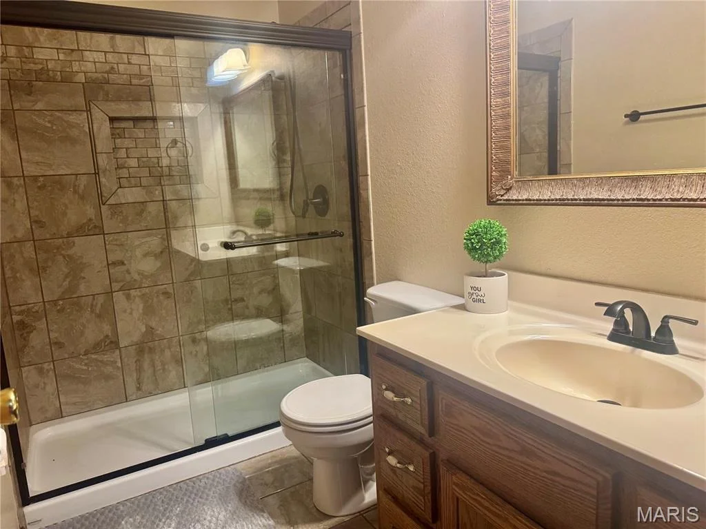 Photo of 1129 Lacy Drive