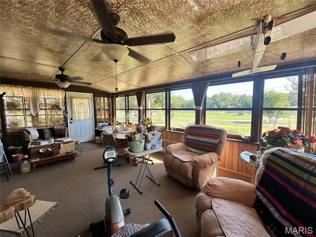 Photo of 113 Fairlane Drive