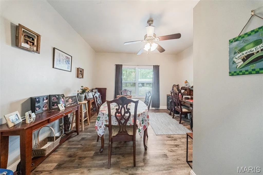 Photo of 435 Forest Lane