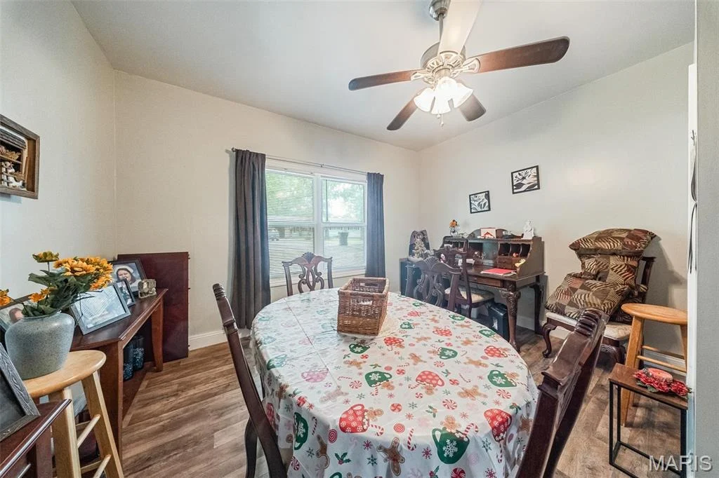 Photo of 435 Forest Lane