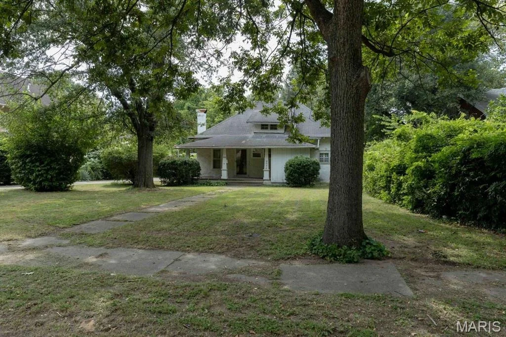 Photo of 307 N Jackson Street