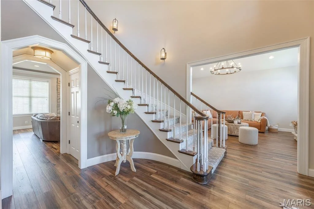 Photo of 902 Paradise Lane