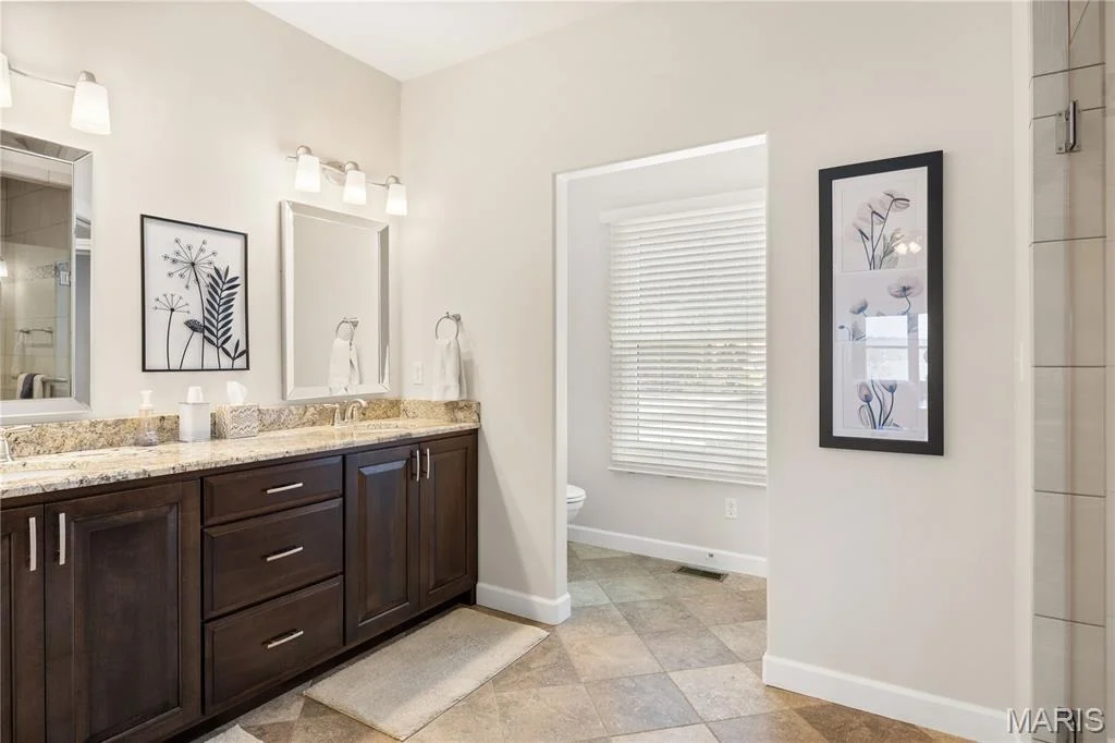 Photo of 18028 Bayview Lane