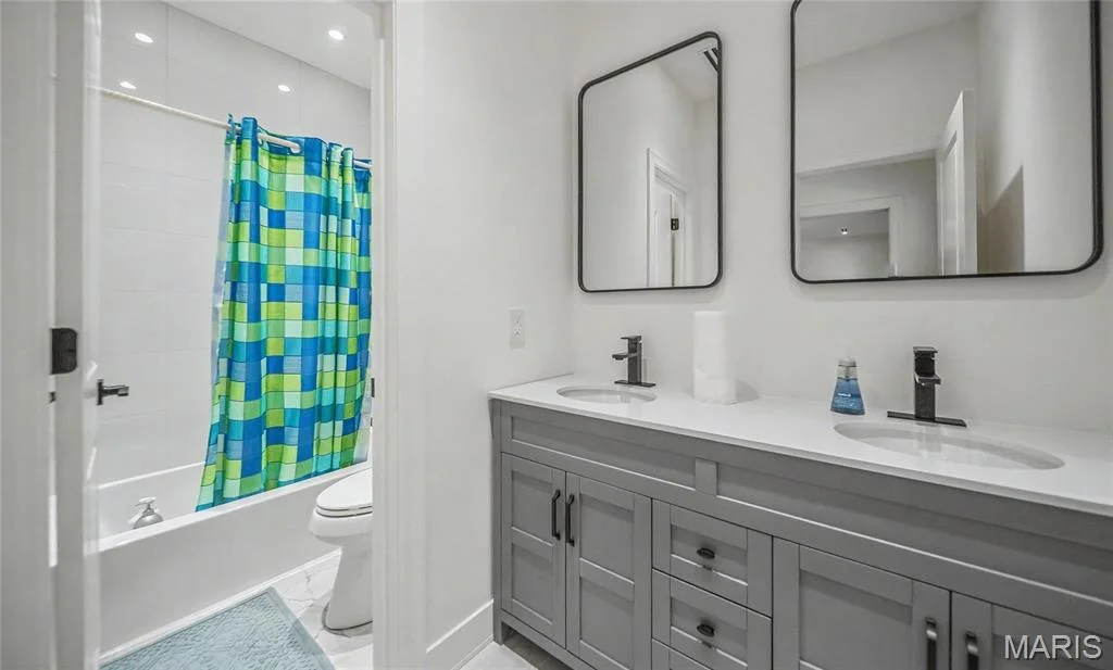 Photo of 604 Winchester Drive