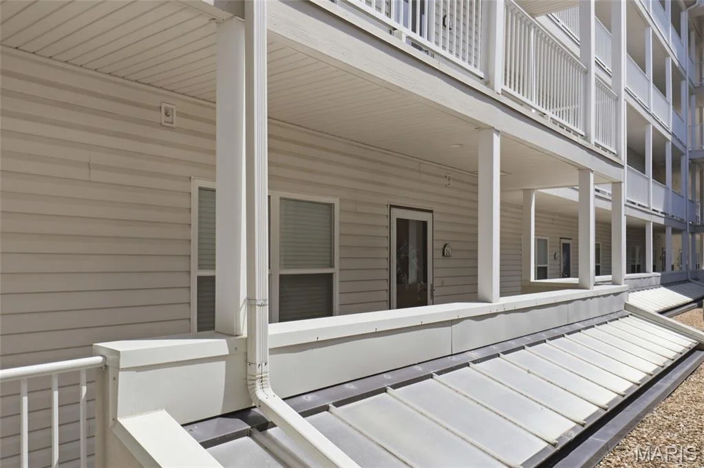 Photo of Unit 2L at 100 Trinity Pointe Drive
