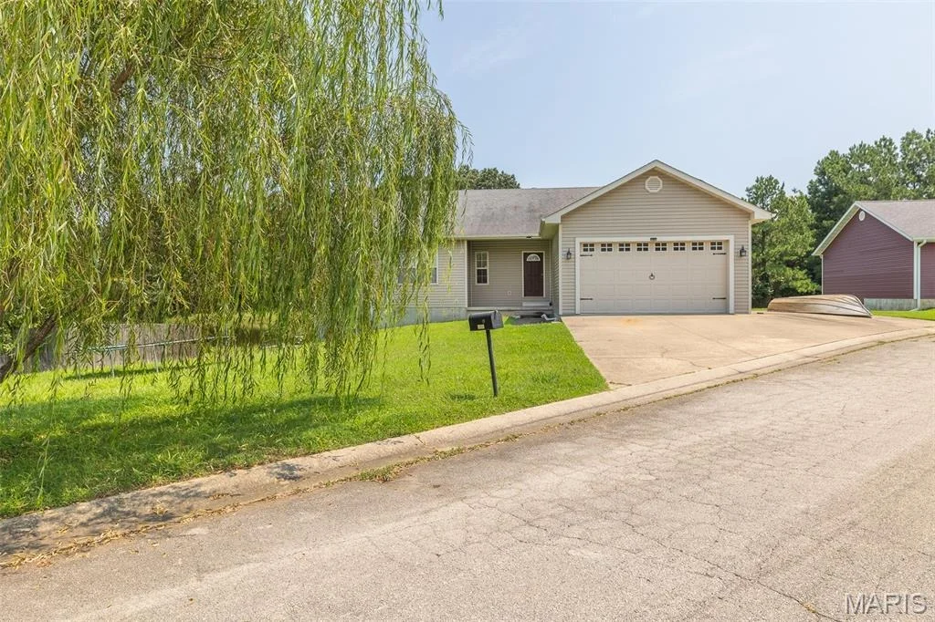 Photo of 2184 J Bird Lane
