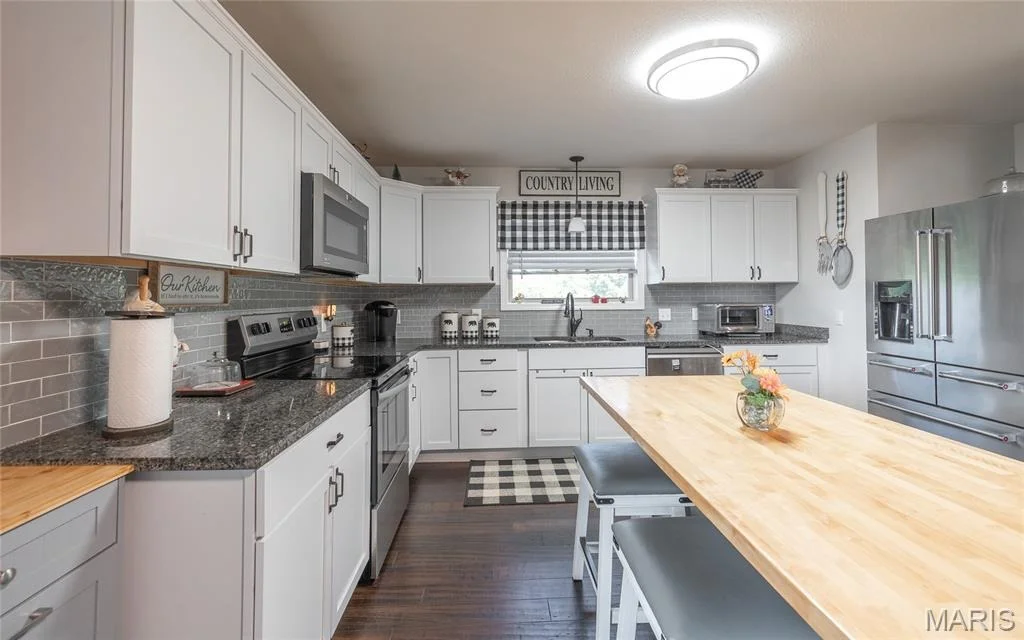 Photo of 8096 Buffington Road