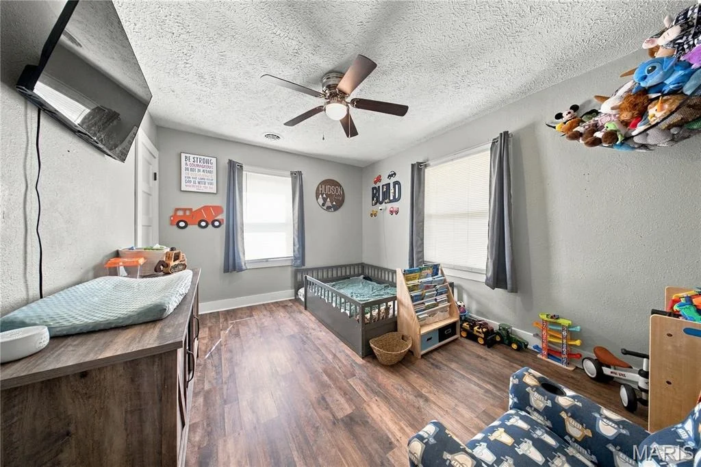 Photo of 100 N Pershing Avenue