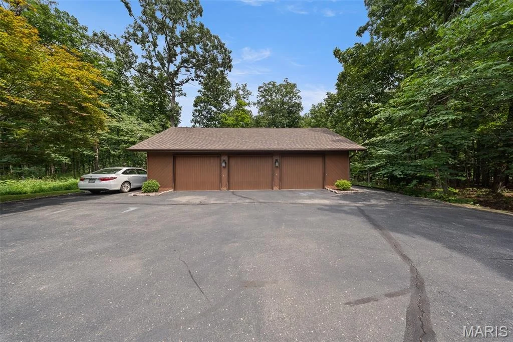 Photo of 511 E Christy Drive