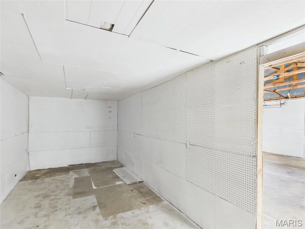Photo of 21700 Highway Y