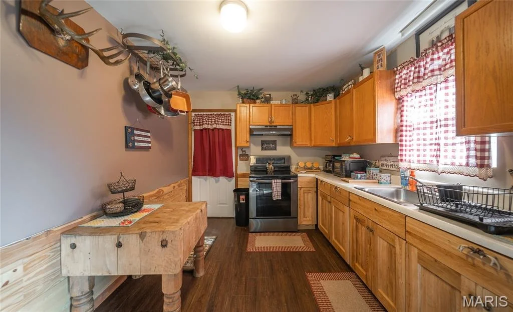 Photo of 22760 Private Drive 9002