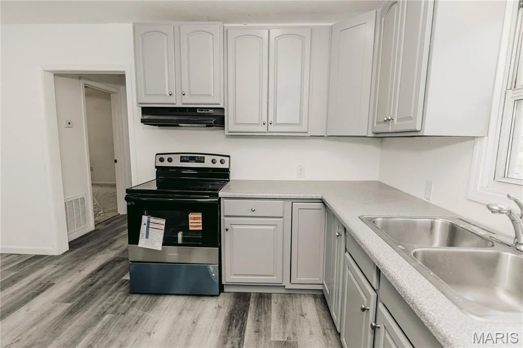 Photo of 308 W 5th Street