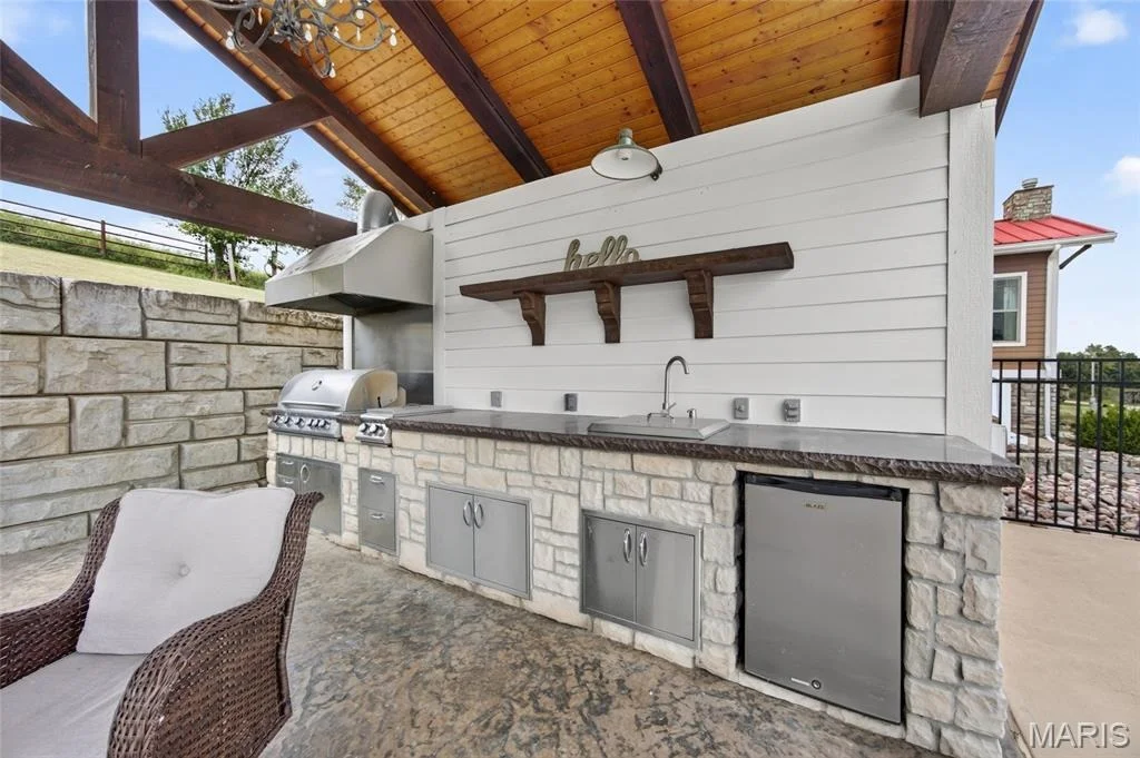 Photo of 2167 Susanna Road