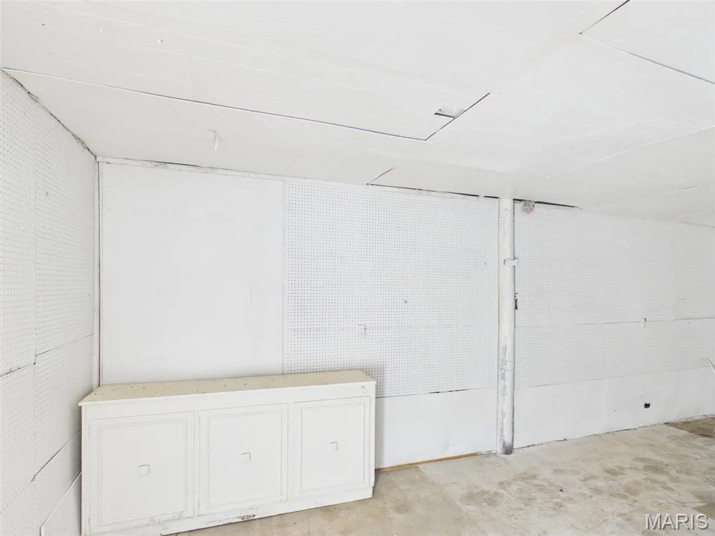 Photo of 21700 Highway Y