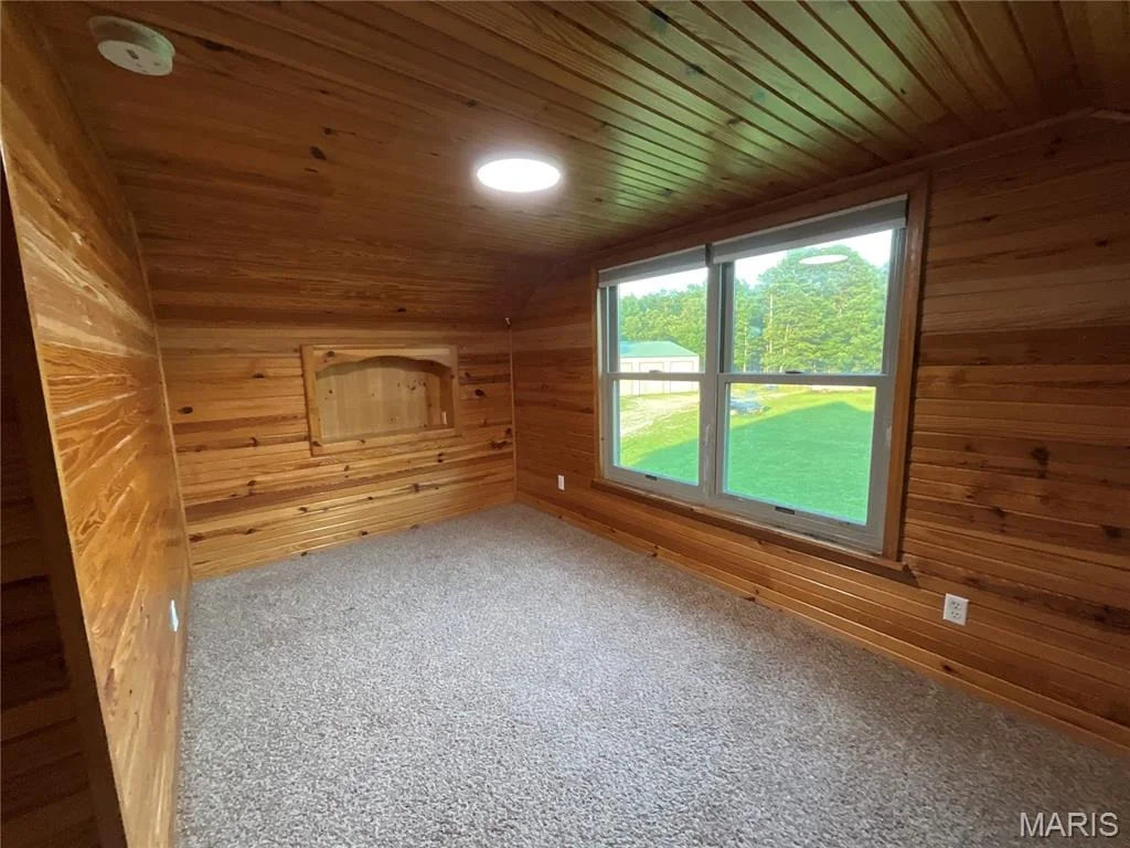 Photo of 19056 Country Road 427