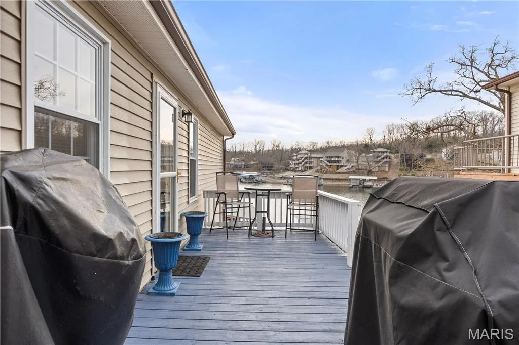 Photo of 30481 Edgeview Drive