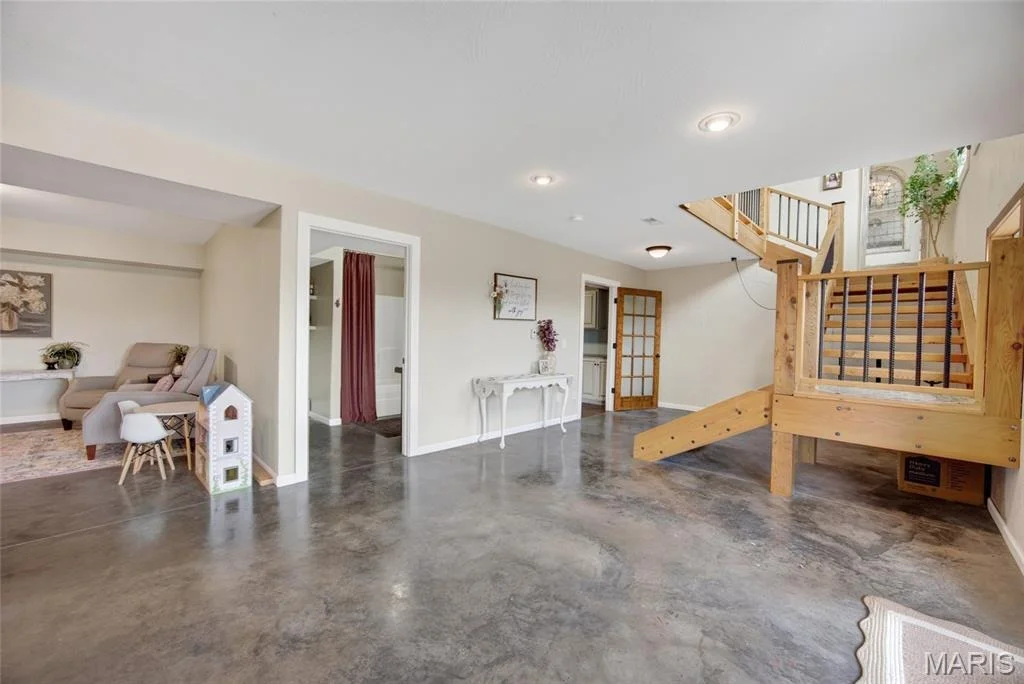 Photo of 2167 Susanna Road