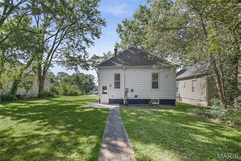 Photo of 106 Hazel Ave. Avenue