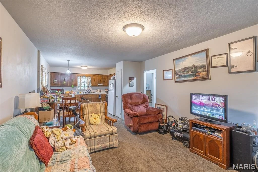 Photo of 2709 Oakmoore Drive