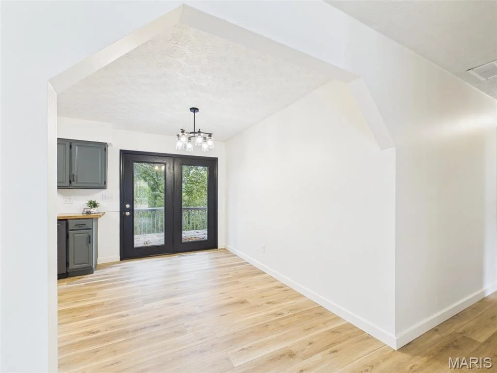 Photo of 608 Sunset Drive