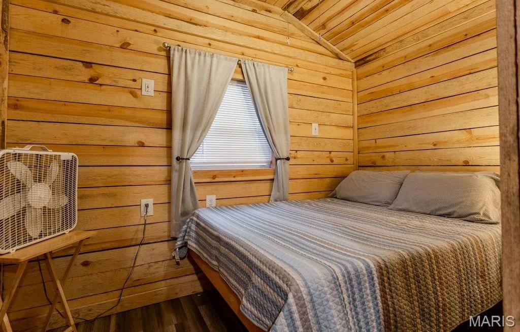 Photo of 17720 County Road 504