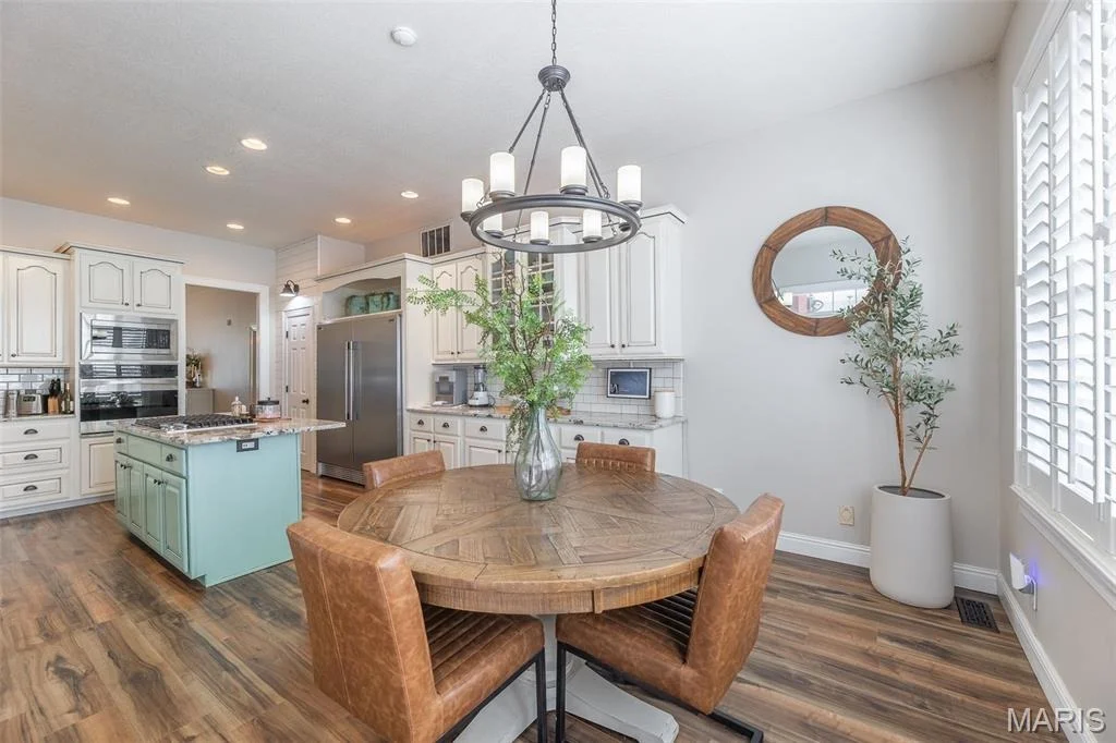 Photo of 902 Paradise Lane