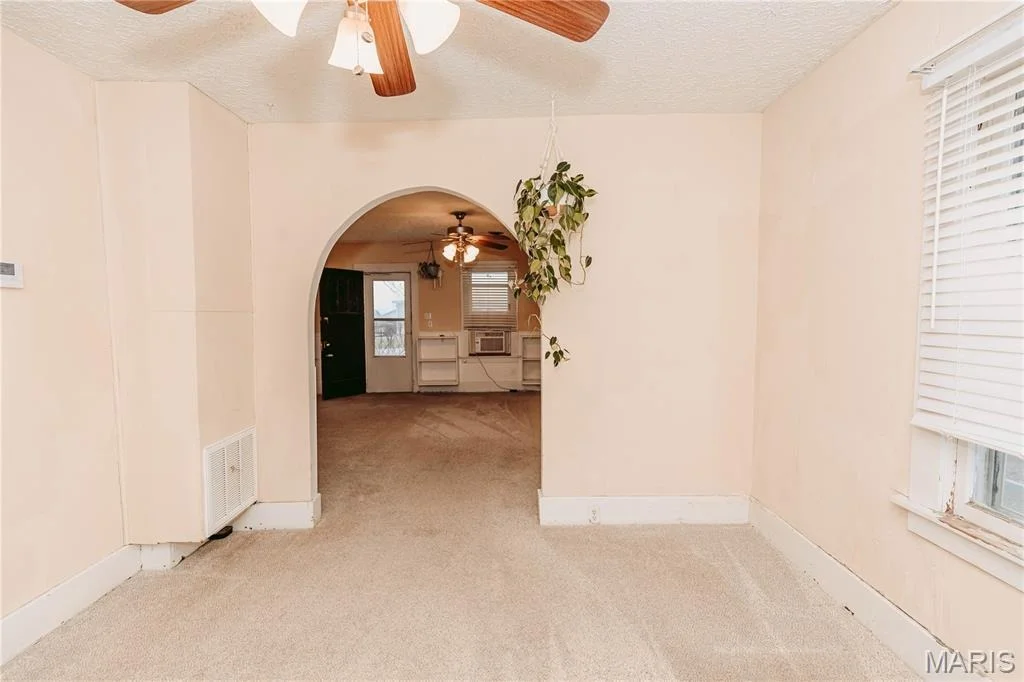 Photo of 412 W Chestnut Street