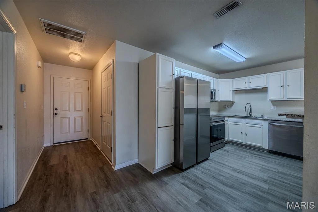 Photo of Unit B at 20955 Homer Street