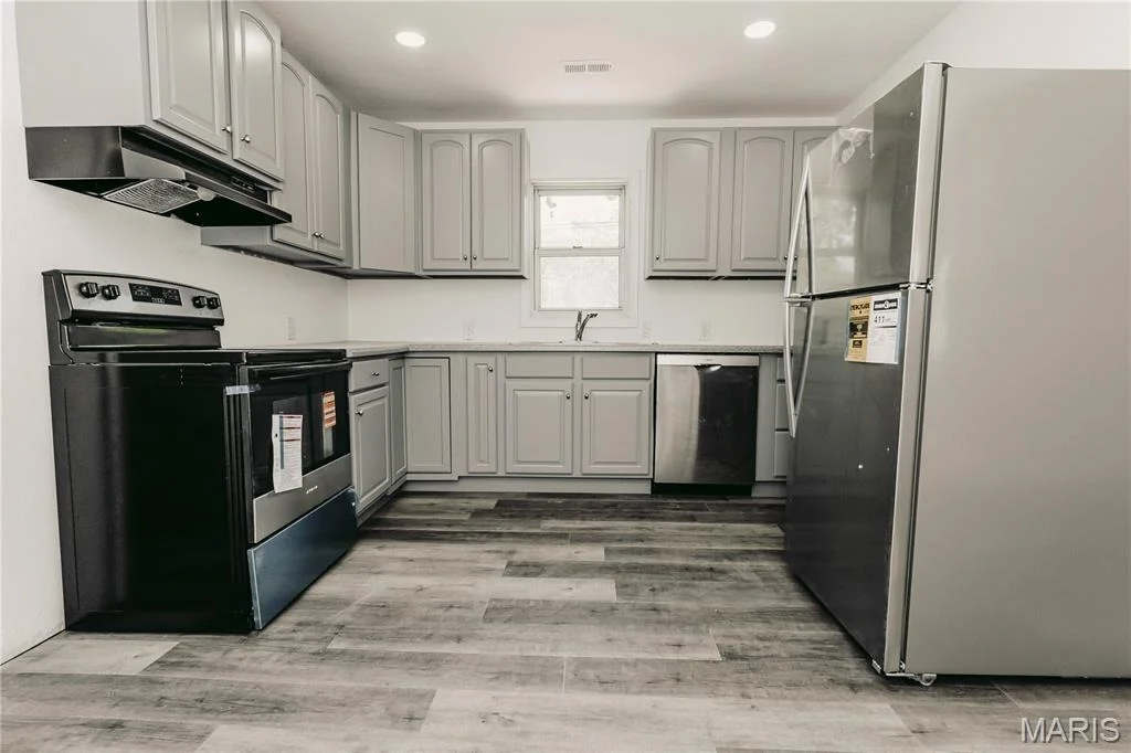 Photo of 308 W 5th Street