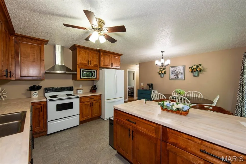 Photo of 1231 Deer Run Drive Drive