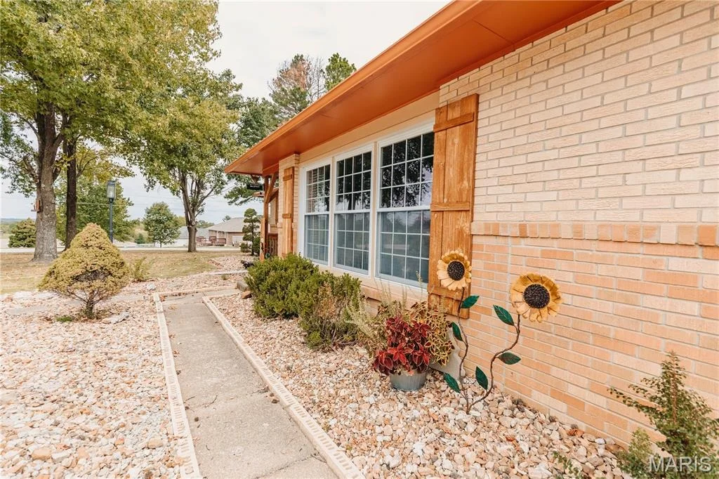 Photo of 103 Qc Lane