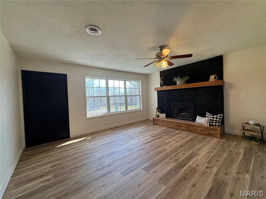 Photo of 13811 Highway O