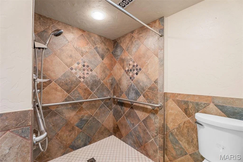 Photo of 2819 Katella Lane