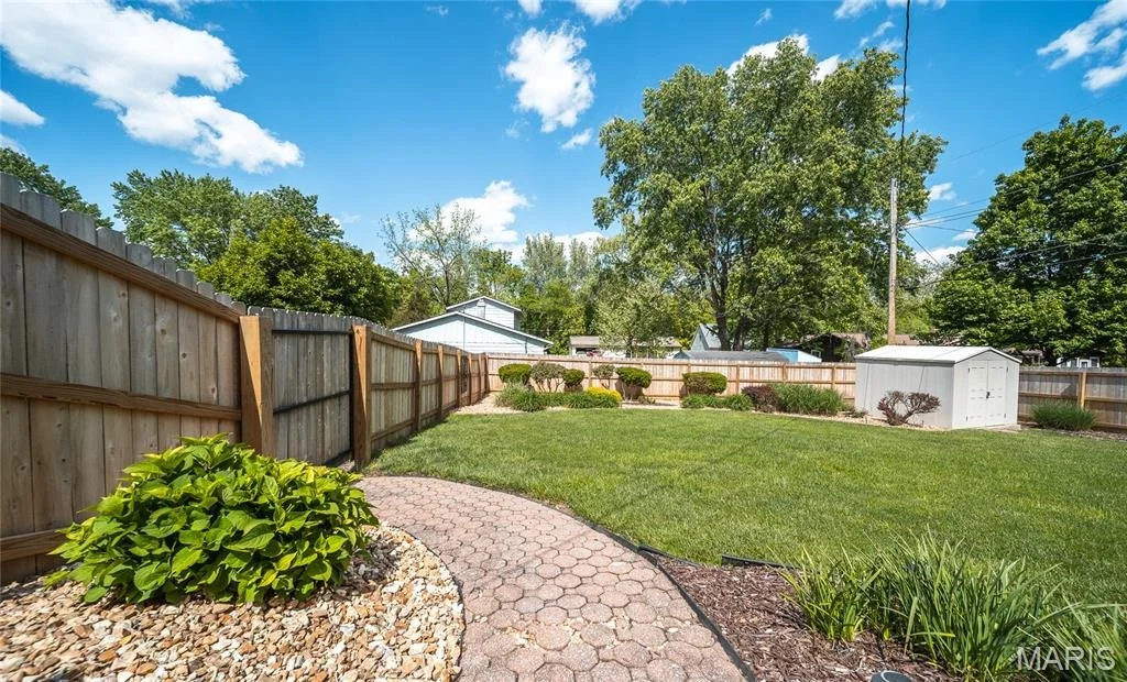 Photo of 1112 Sycamore Drive