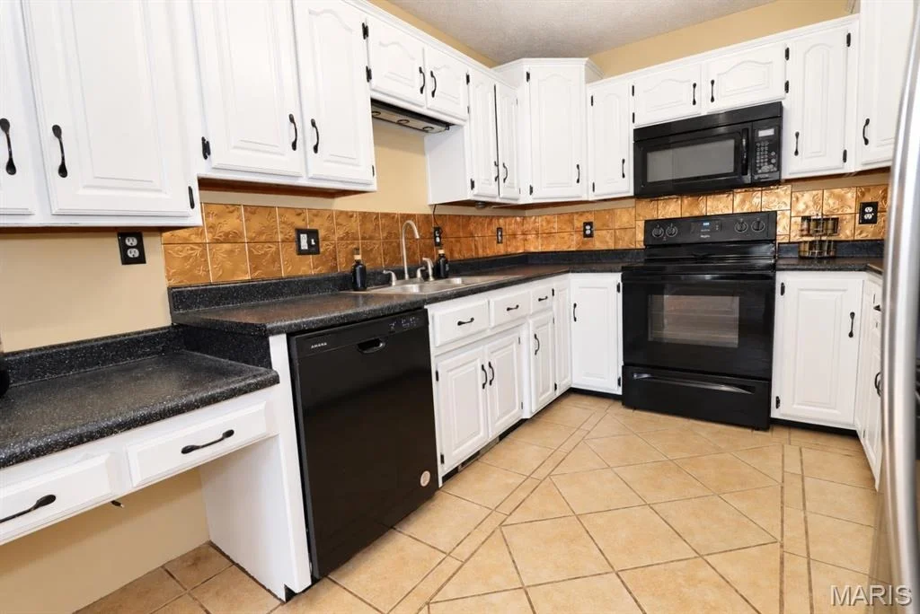 Photo of 808 Carrie Circle