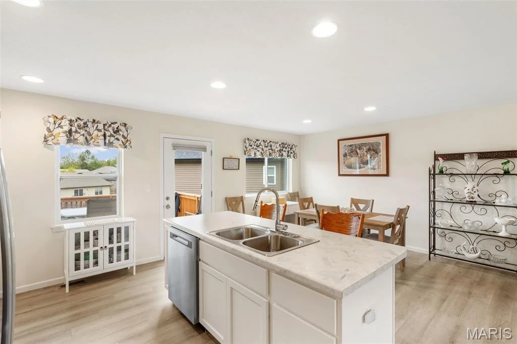 Photo of 3305 Venice Drive