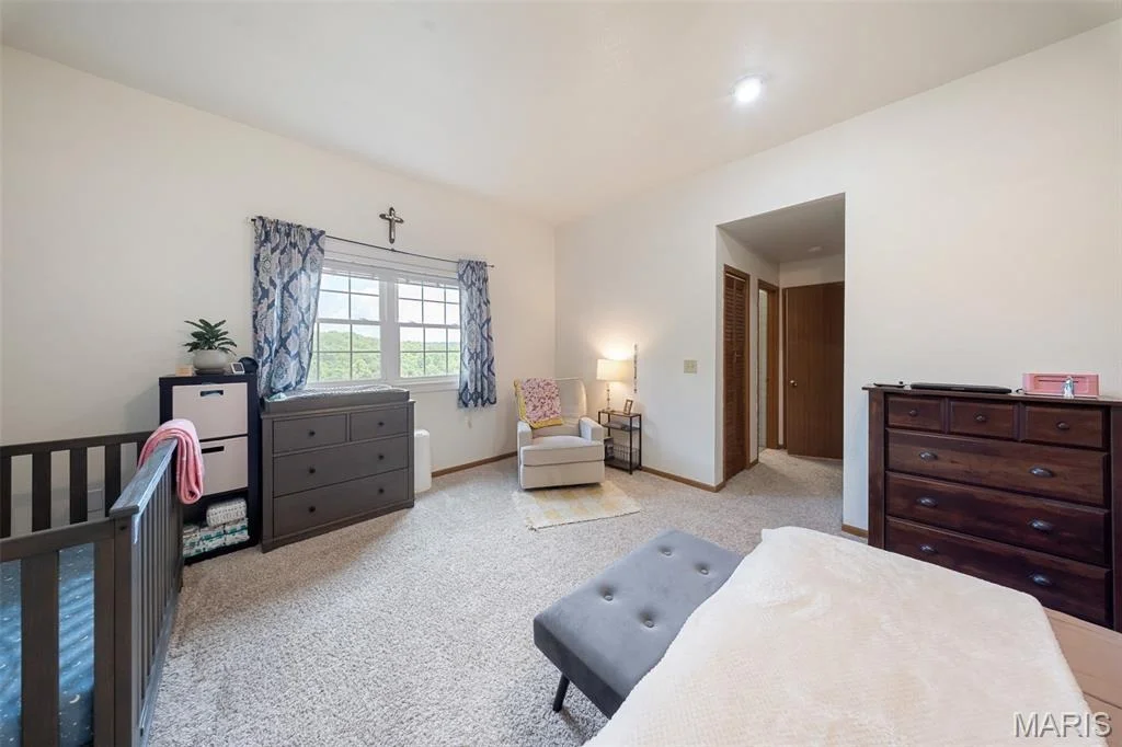 Photo of 105 Meadow Lane