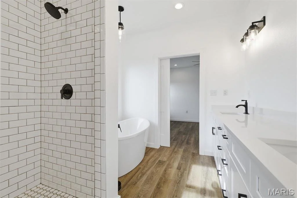 Photo of 2707 M- Mayfield Drive