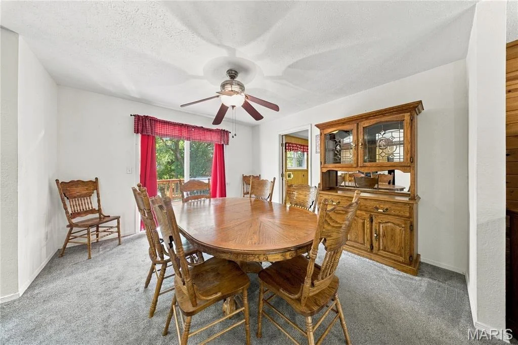 Photo of 300 Greentree Road