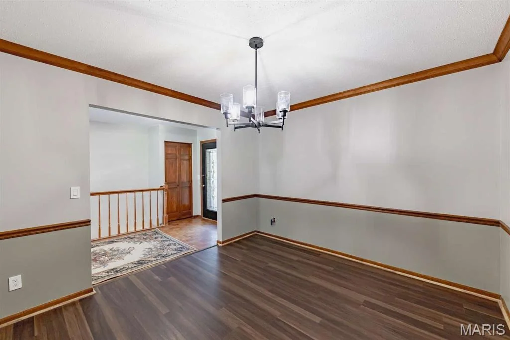 Photo of 6 Deer Creek Drive